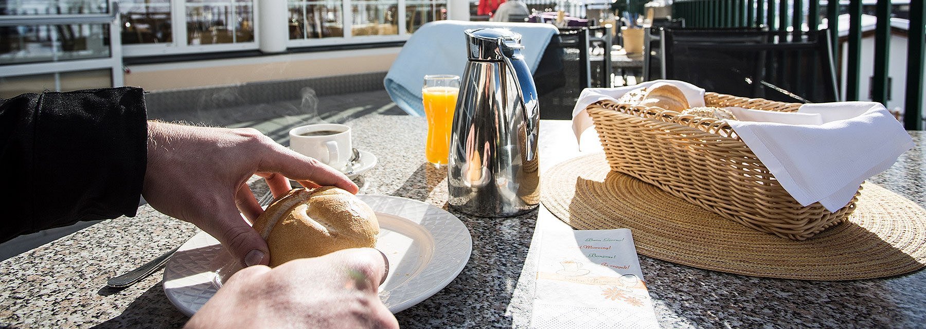 Frühstück im Hotel Alpenaussicht