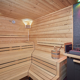 Blick in eine Sauna.